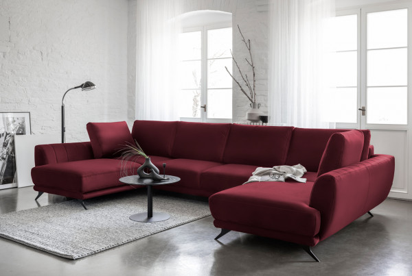 Elegante Wohnlandschaft UDINE mit Schlaffunktion - Sofa in U-Form mit Kissen